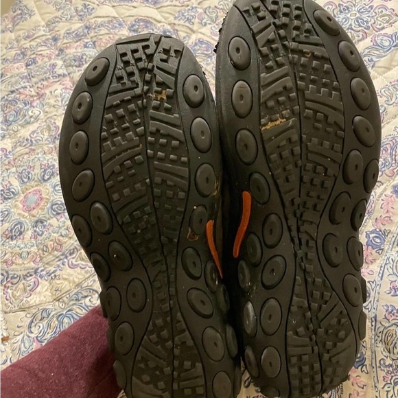 Women’s Merrell Suede Slip Ons - Picture 4 of 6